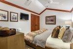 Guest Bedroom-Lion Square 4 Bedroom-Gondola Resorts 